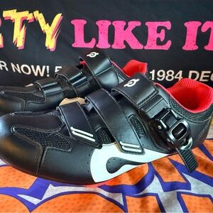 Black and Red Peloton Cycling Shoes